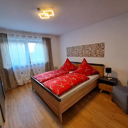 Wohlfuehlen Am Waldrand דירה *